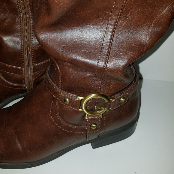 Guess brown knee high boots, size.9 - Picture 2 of 6